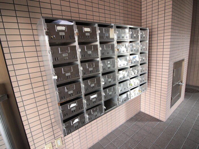 メゾンヒラクの物件外観写真