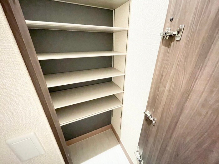 GRAMM六地蔵B棟の物件内観写真