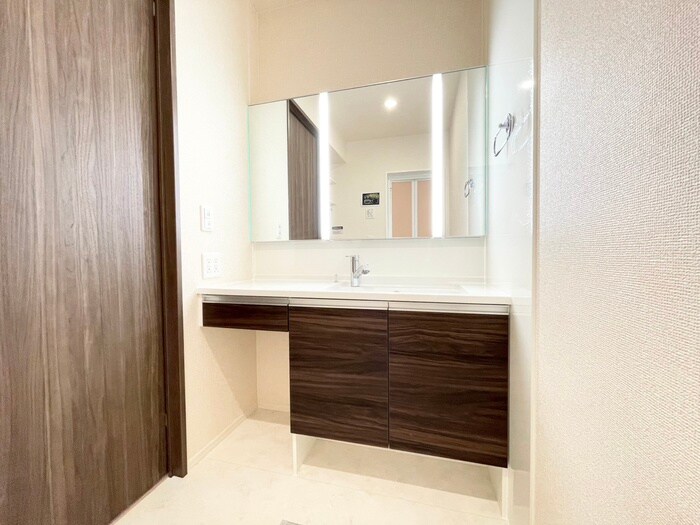 GRAMM六地蔵C棟の物件内観写真