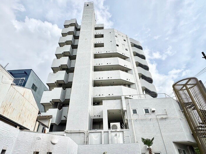 パ－ルナインの物件外観写真