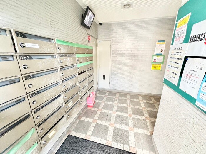 パ－ルナインの物件外観写真