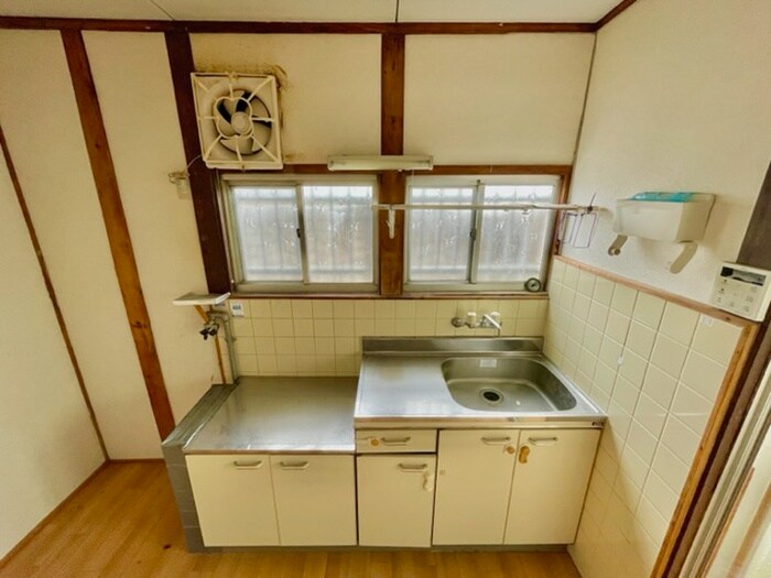 下木田町２－２４貸家Ⅱの物件内観写真