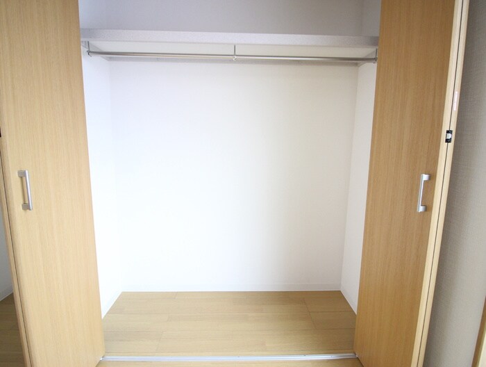 エル　レジデンシア下新庄の物件内観写真