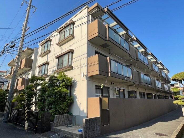 メゾン聖隆の物件外観写真