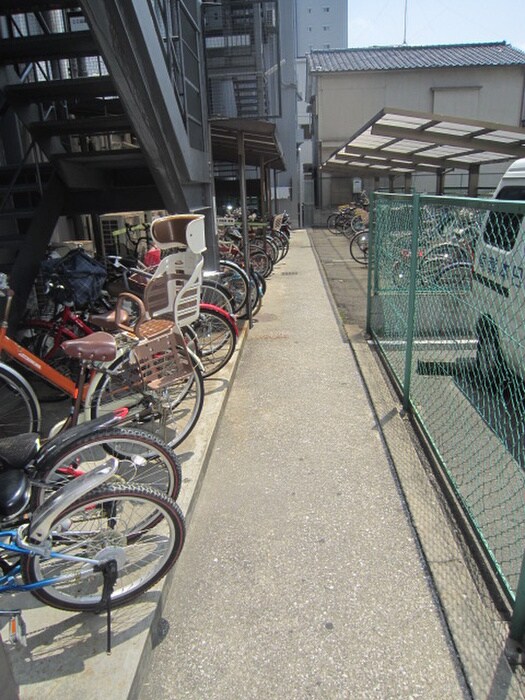 ドリーム中加賀屋の物件外観写真