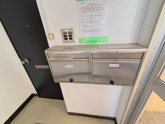 森本ビルの物件外観写真