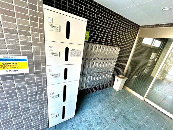 みおつくし十三の物件外観写真