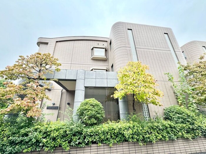 ウエストコートの物件外観写真