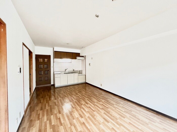 ウエストコートの物件内観写真