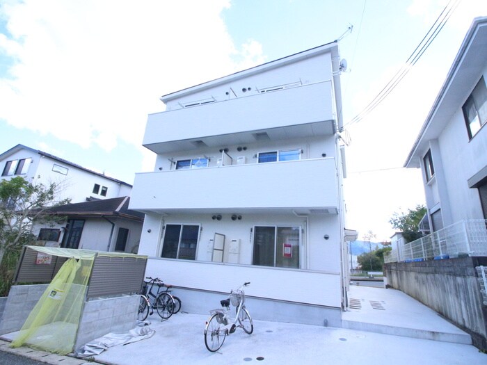 プルミエール神戸の物件外観写真