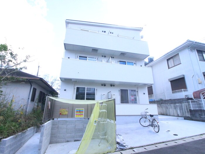 プルミエール神戸の物件外観写真