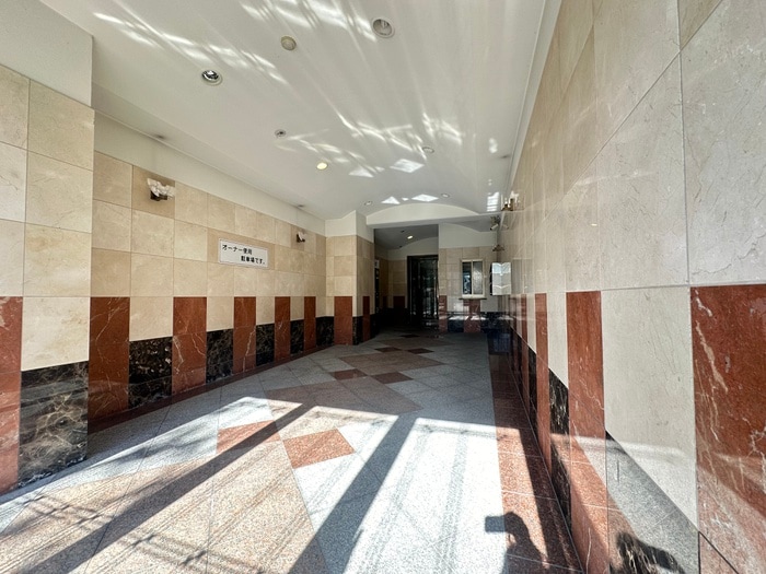 ビレイユ眞英河原町の物件外観写真