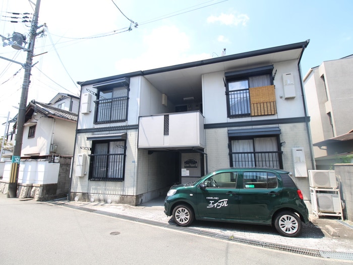 グロ－パレスⅢの物件外観写真