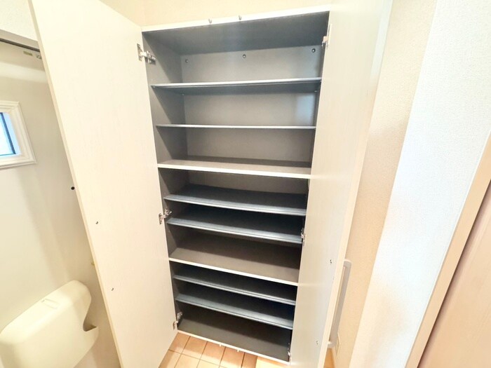 ネオプロヴィデンスの物件内観写真