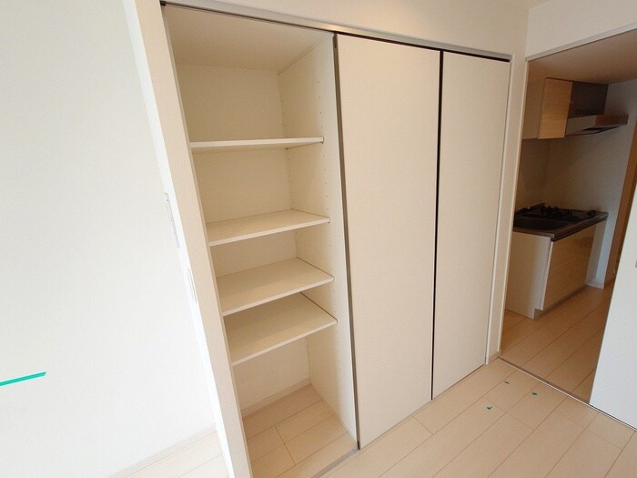 リブリ・スカイブルーライズの物件内観写真