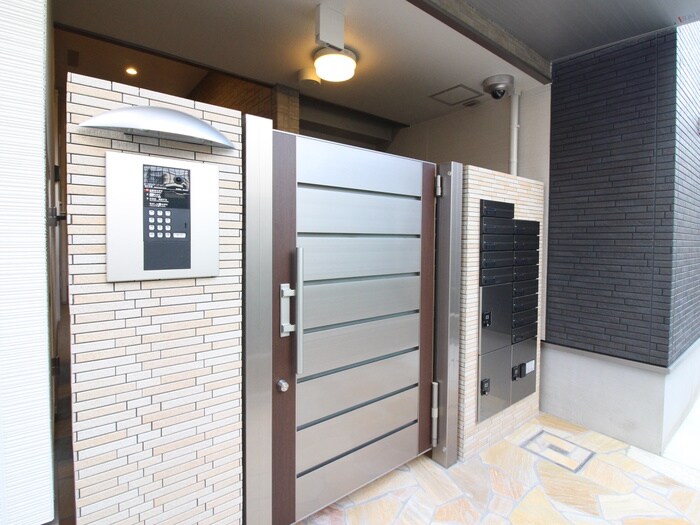 フジパレス湊駅北ノースの物件外観写真