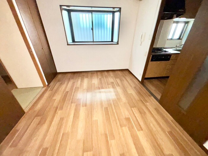 レインフォレストの物件内観写真