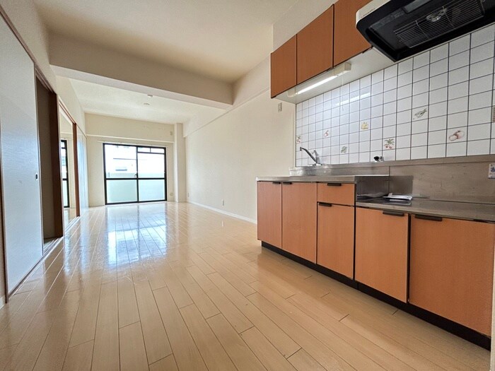 パレス中もずの物件内観写真