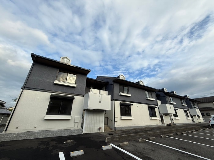 セジュ－ル・マルコの物件外観写真