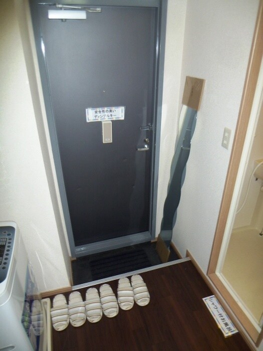 ルナ・ピエ－ナⅢの物件内観写真