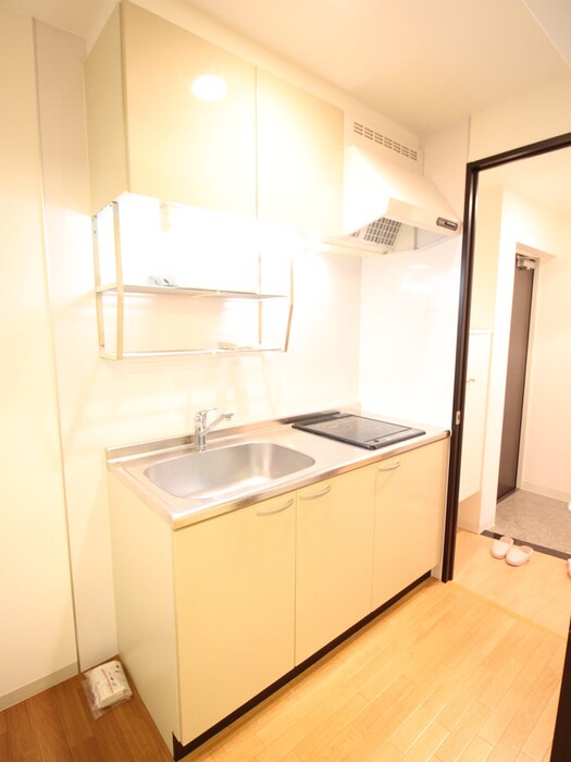 カ－サヴィヴァ－チェの物件内観写真