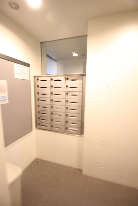 カ－サヴィヴァ－チェの物件外観写真