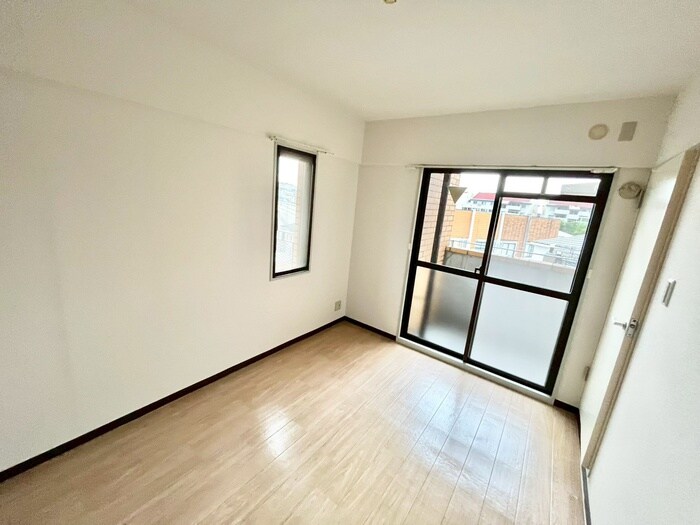 コニファーヒルズの物件内観写真