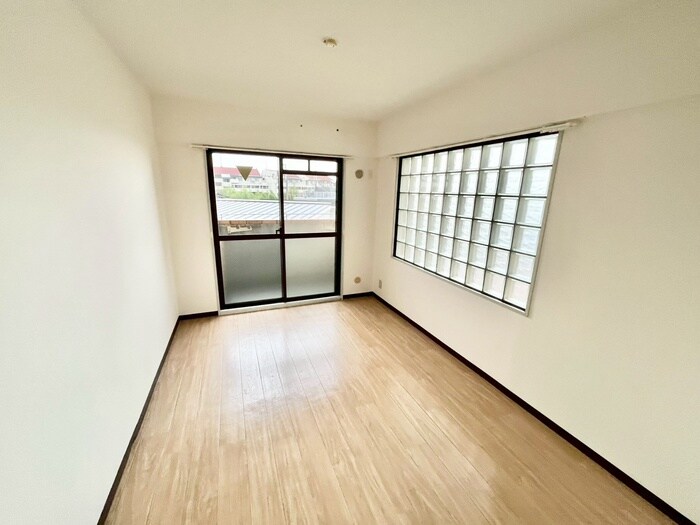 コニファーヒルズの物件内観写真