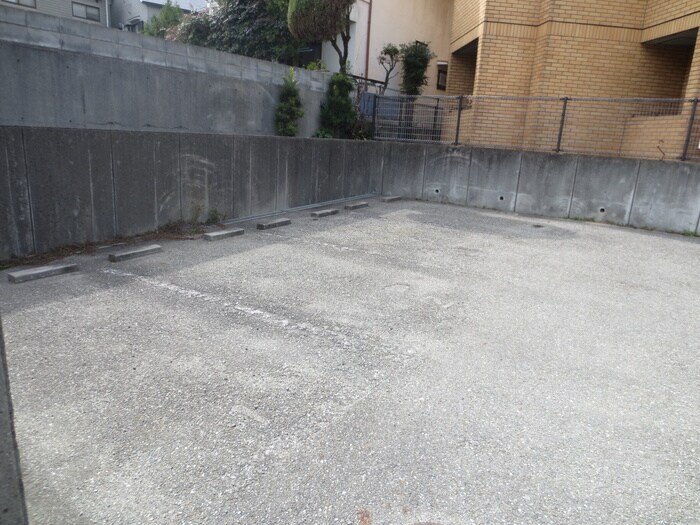 コニファーヒルズの物件外観写真