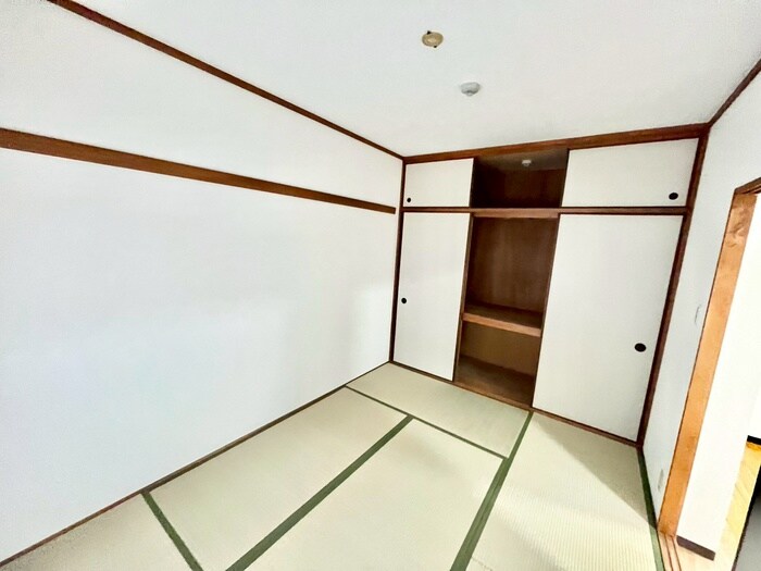 コニファーヒルズの物件内観写真