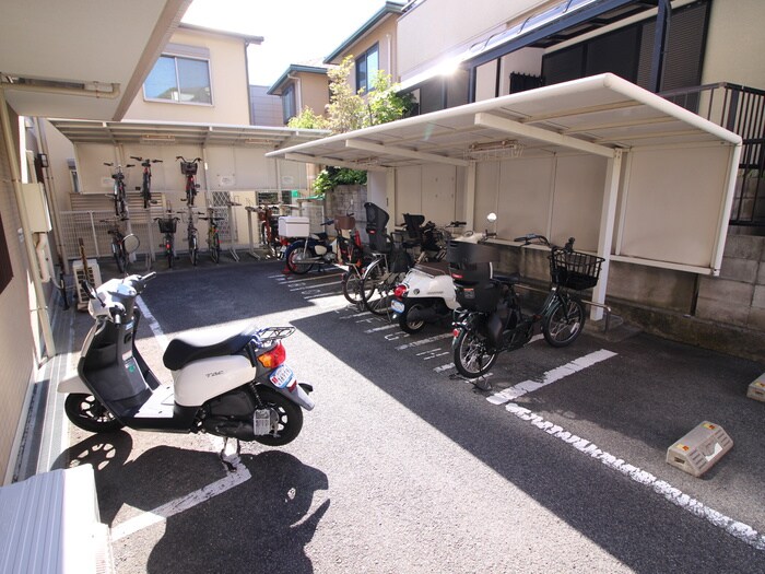 ﾗｼｭﾚ･ｳｴｽﾄ六甲の物件外観写真