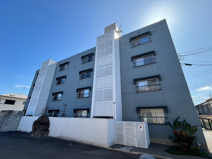 Ｃｈａｔｅａｕ　Ｆｒａｉｓｅの物件外観写真