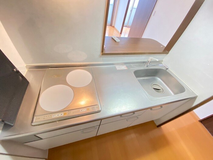 アンプルールフェール西大路の物件内観写真