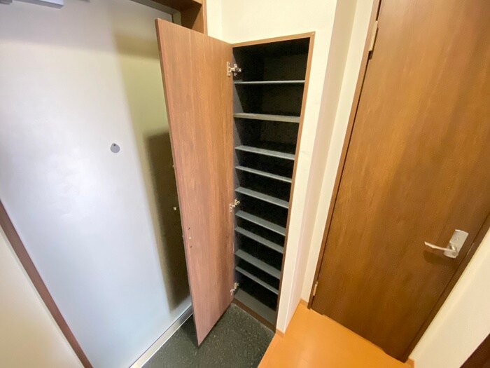 アンプルールフェール西大路の物件内観写真