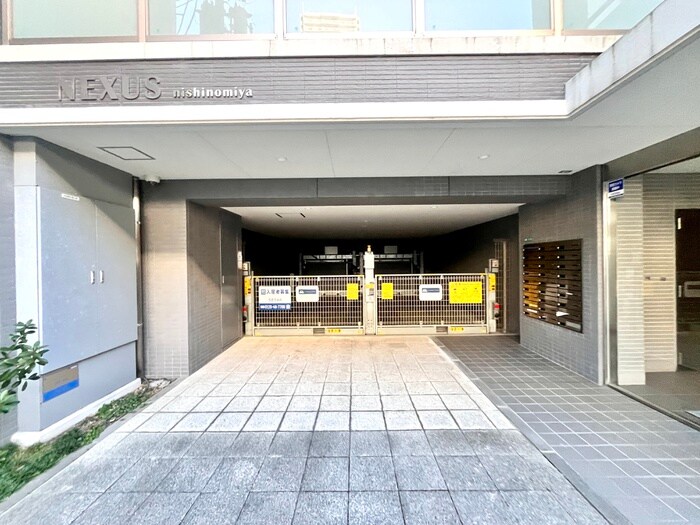 ネクサス西宮の物件外観写真