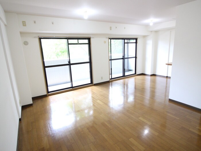 サンラトール甲陽園の物件内観写真