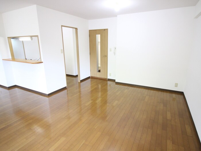 サンラトール甲陽園の物件内観写真