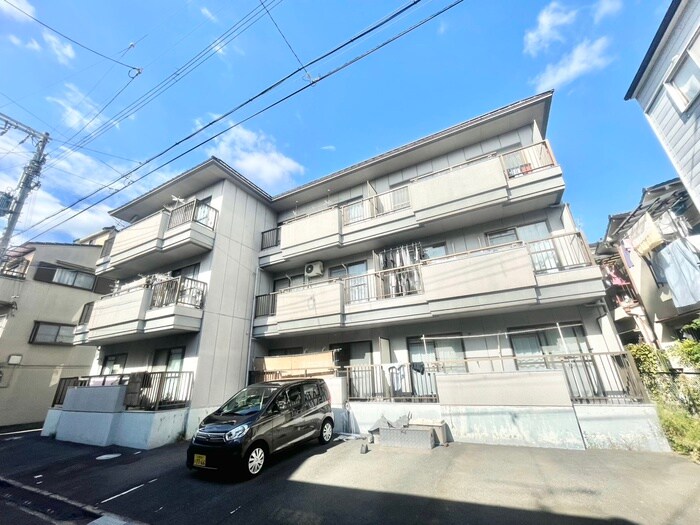 メゾンド－ル忍ヶ丘の物件外観写真