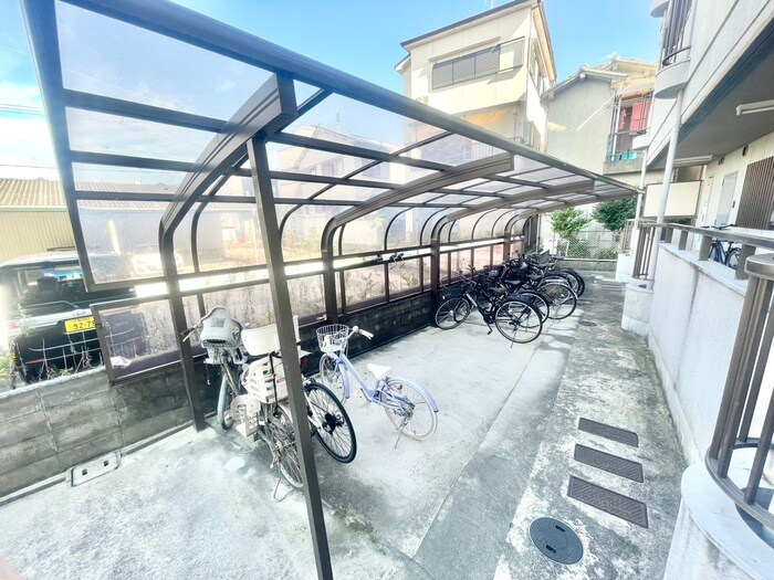 メゾンド－ル忍ヶ丘の物件外観写真