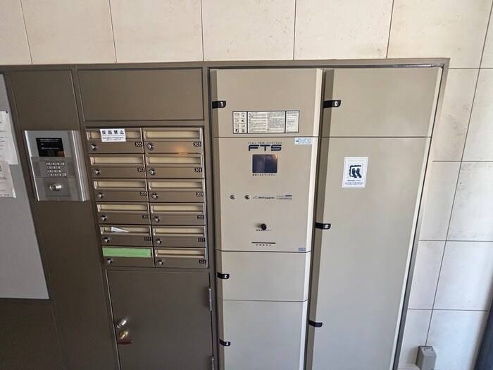 雅長岡京の物件外観写真