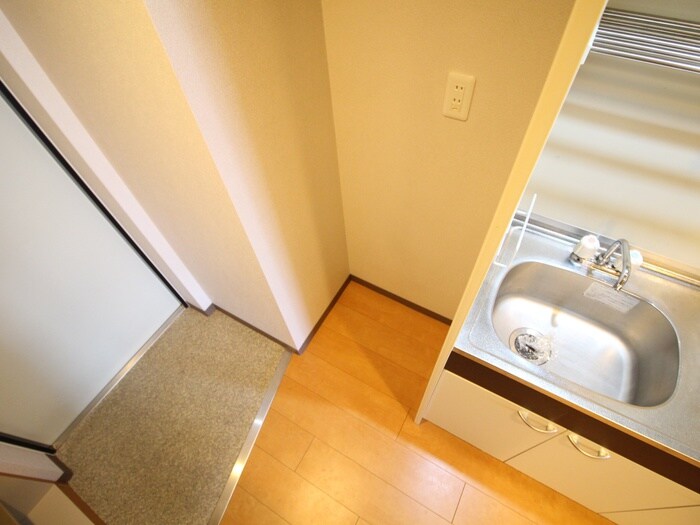 フローライト西院の物件内観写真