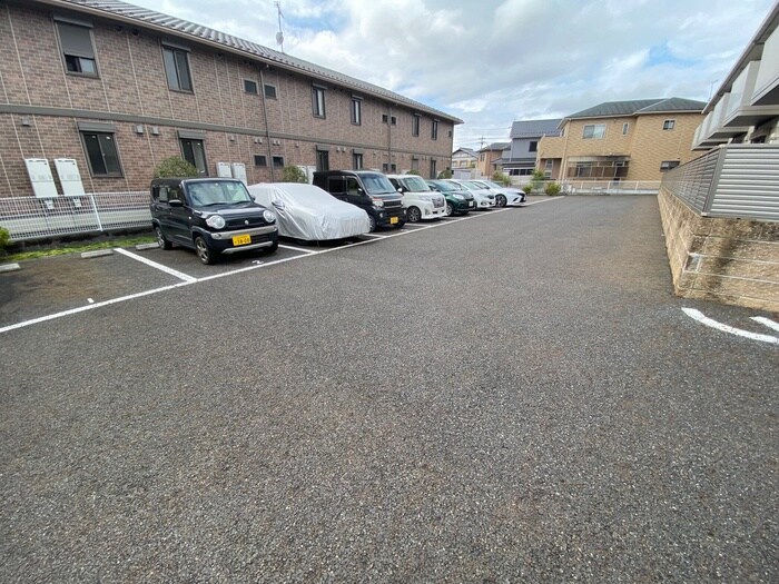 ルイ　エ　レイの物件外観写真