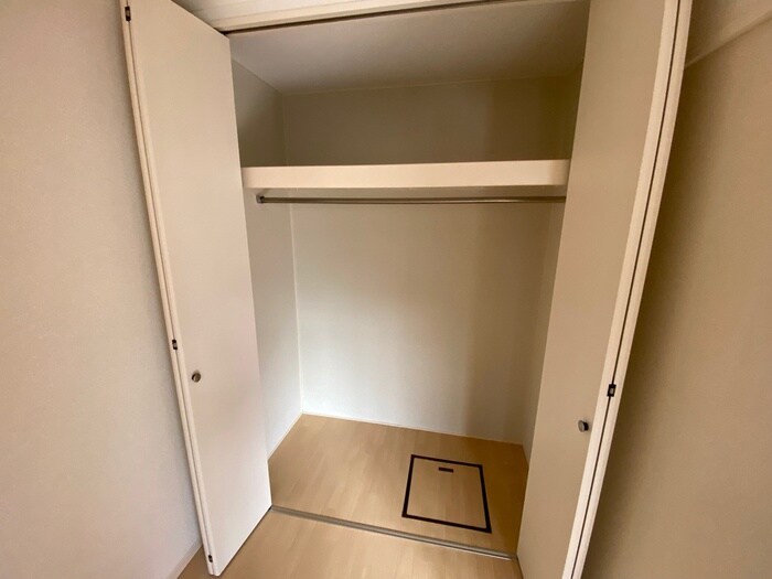 ルイ　エ　レイの物件内観写真