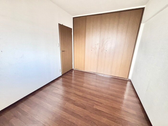 ヴィルヌ－ブ・エストの物件内観写真