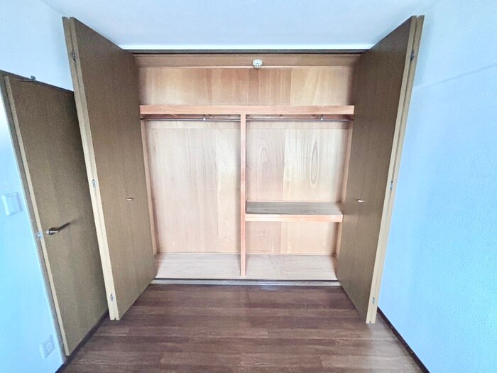 ヴィルヌ－ブ・エストの物件内観写真