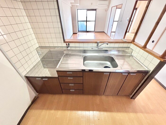 ヴィルヌ－ブ・エストの物件内観写真