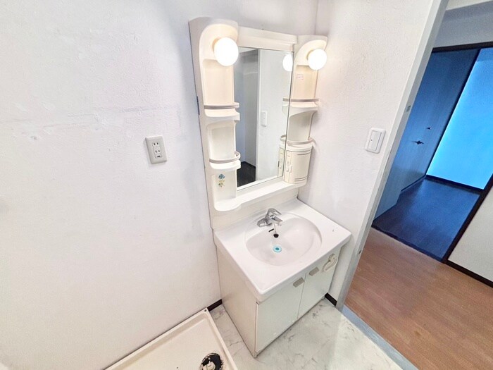 ヴィルヌ－ブ・エストの物件内観写真