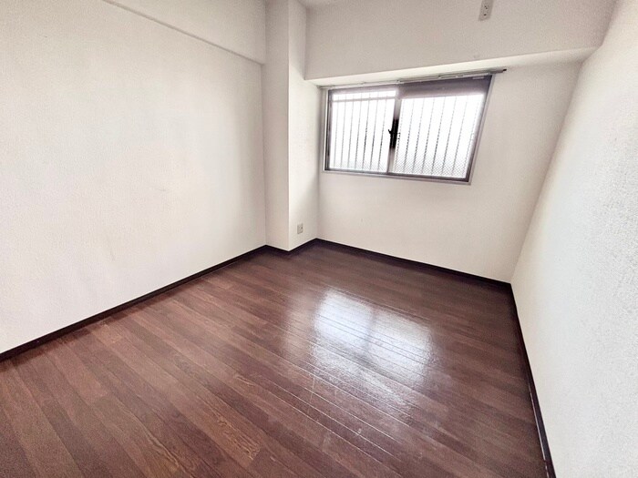 ヴィルヌ－ブ・エストの物件内観写真