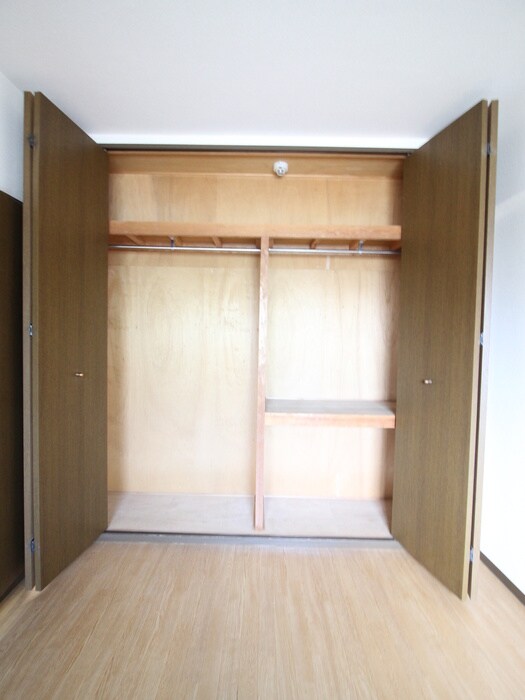 ヴィルヌ－ブ・エストの物件内観写真