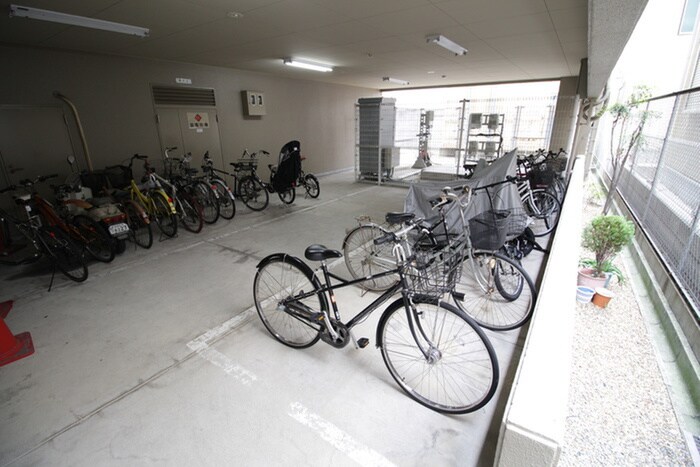 朝日プラザアドバンス淡路(406)の物件外観写真